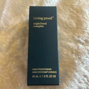 Living Proof
Triple Bond Complex Leave-In Hair Treatment (NWT)